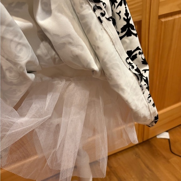 Crystal Doll Black and White Fit and Flare
Dress - Picture 6 of 16